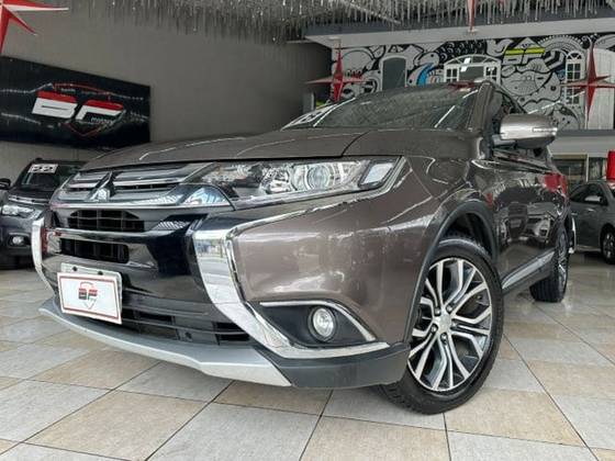 MITSUBISHI OUTLANDER 2.0 COMFORT 16V GASOLINA 4P AUTOMÁTICO MITSUBISHI OUTLANDER 2.0 COMFORT 16V GASOLINA 4P AUTOMÁTICO